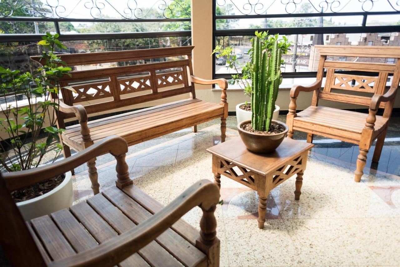 Holambra Garden Hotel 외부 사진 A set of Thai style wooden furniture