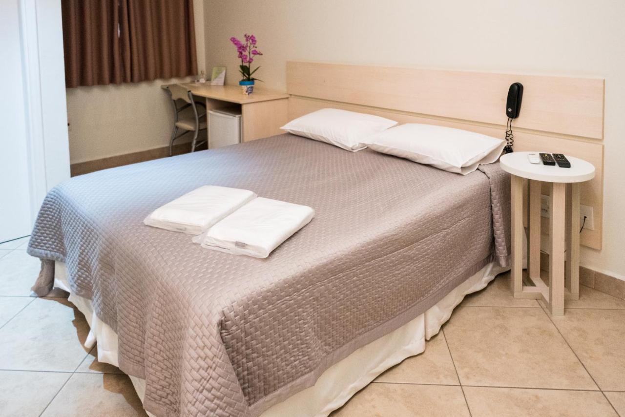 Holambra Garden Hotel 외부 사진 A room at the hotel
