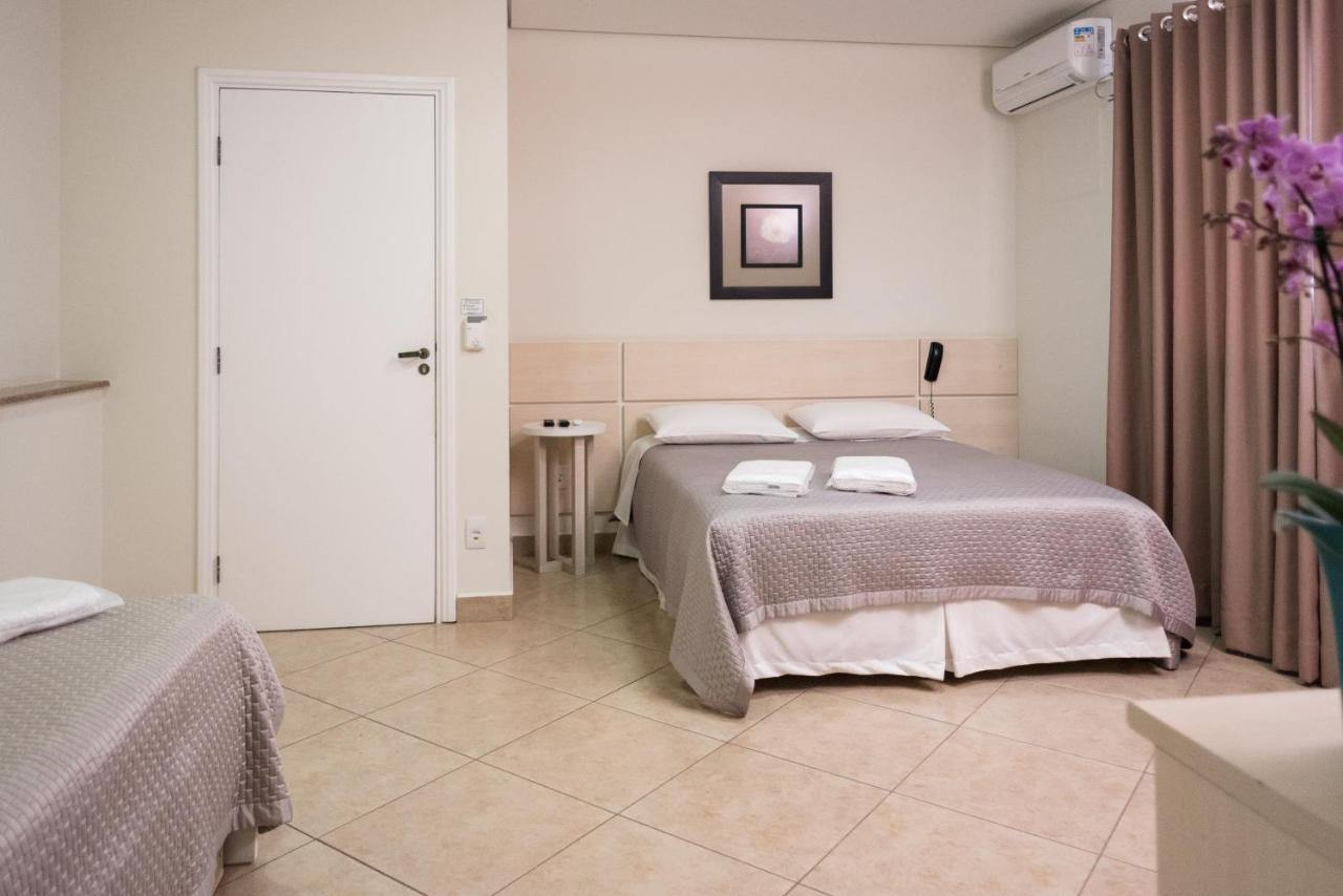 Holambra Garden Hotel 외부 사진 A room at the hotel